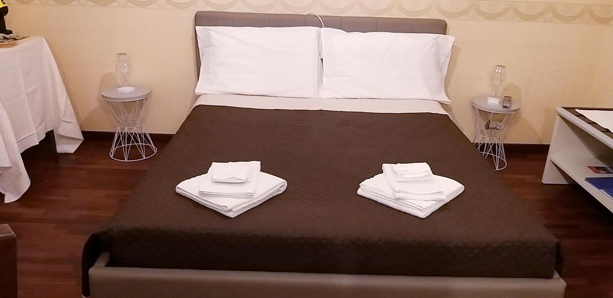 Bed&Breakfast Gli Oleandri Stresa Esterno foto