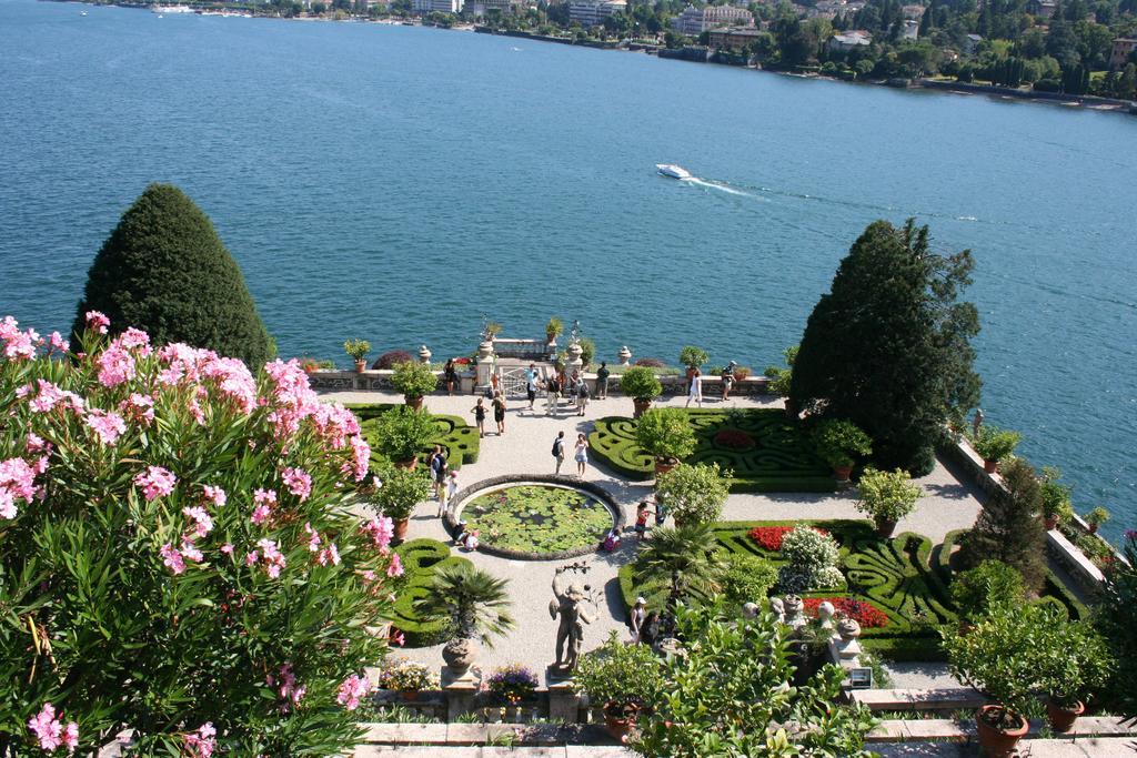 Bed&Breakfast Gli Oleandri Stresa Esterno foto